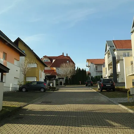 Apartment Aramis 3 *